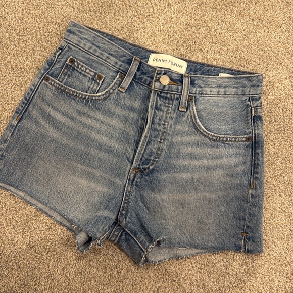 NWOT ARITZIA DENIM FORUM YOKO SHORTS BLACK Sz 24 - Picture 2 of 4